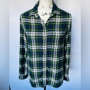 American Eagle Blue and Green Plaid Long Sleeve Button-up Shirt